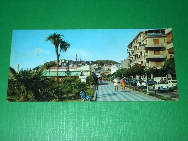 Cartolina Albissola - La passeggiata 1969.