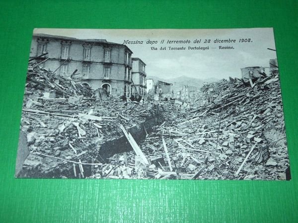 Cartolina Messina dopo il terremoto 1908 - Via del Torrente …