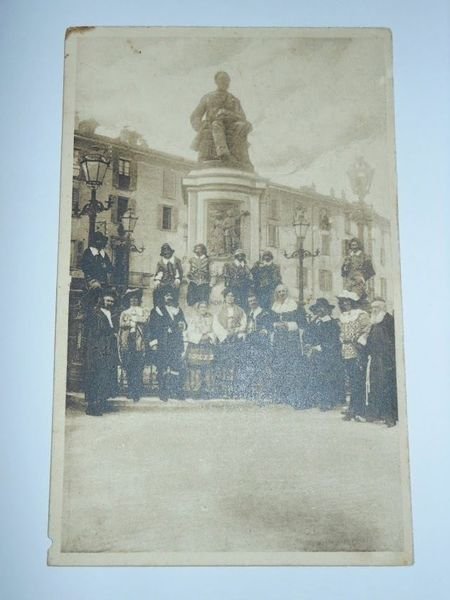 Cartolina Lecco - Monumento ad A. Manzoni e gruppo degli …