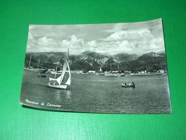 Cartolina Marina di Carrara - Veduta dal mare 1950.