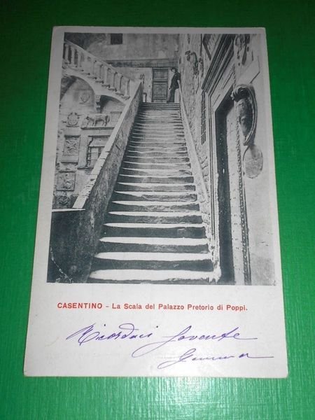 Cartolina Casentino - La Scala del Palazzo Pretorio di Poppi …