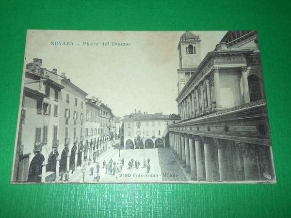 Cartolina Novara - Piazza del Duomo 1910 ca.