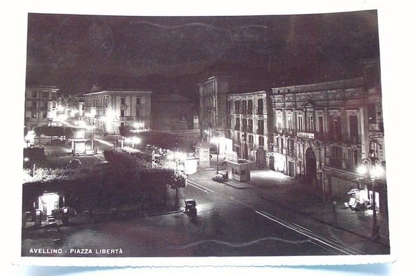 Cartolina Piazza Libertà - Avellino 1953.