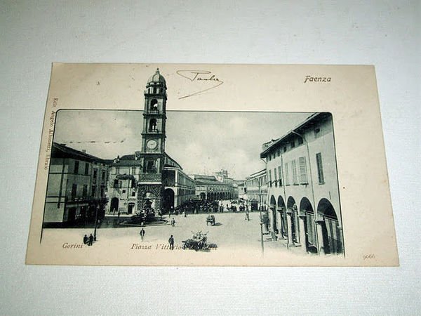 Cartolina Faenza - Gorini - Piazza Vittorio Emanuele 1902.