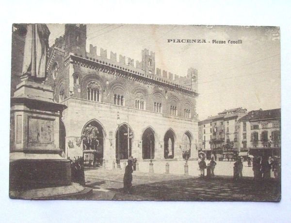 Cartolina Piacenza - Piazza Cavalli 1920 ca.