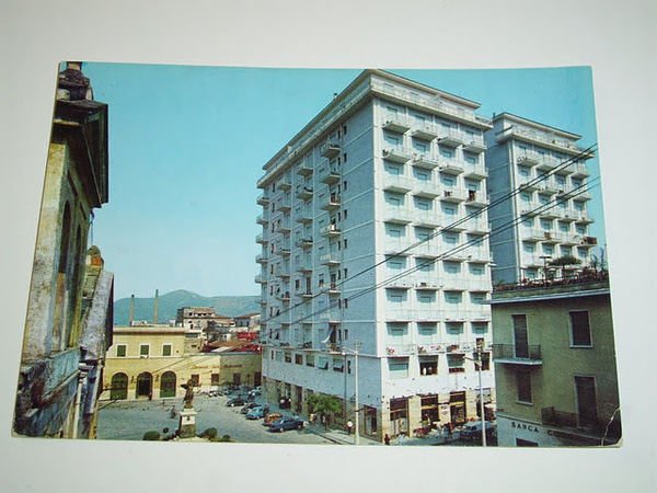Cartolina Nocera Inferiore - Piazza Trieste e Trento 1964.