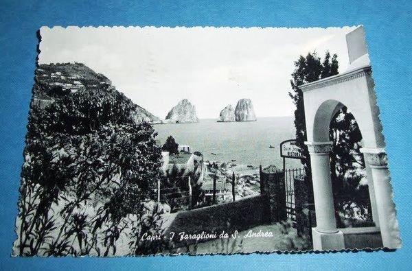 Cartolina Capri - I Faraglioni da S. Andrea 1953.