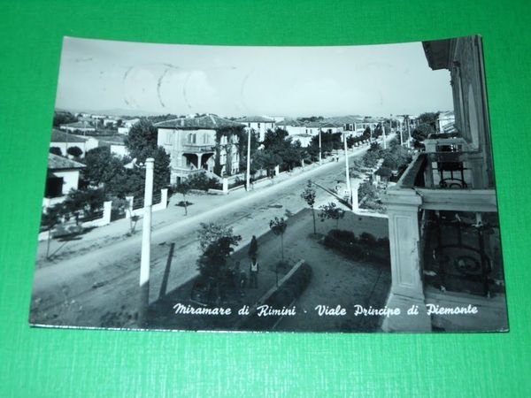 Cartolina Miramare di Rimini - Viale Principe di Piemonte 1955.