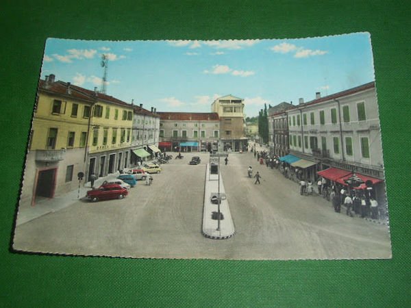 Cartolina Cervignano del Friuli - Piazza Unità 1965.