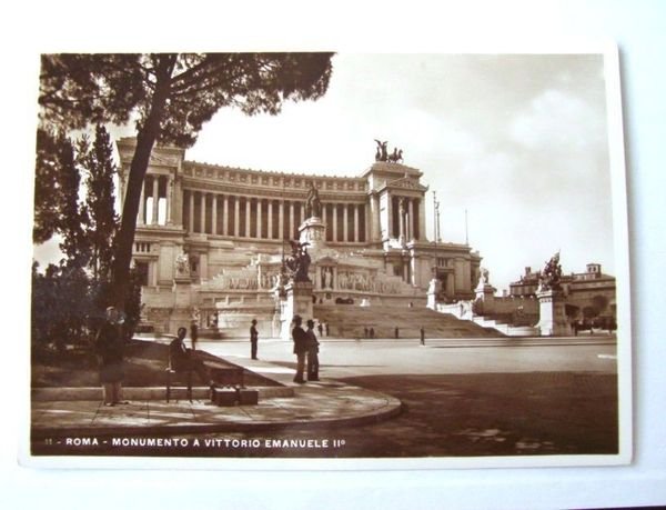 Cartolina Roma - Monumento Vittorio Emanuele II 1937 ca.