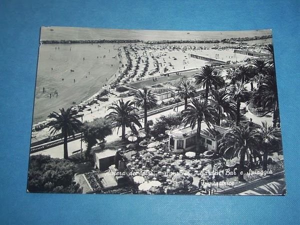 Cartolina Sanremo Garden Bar e spiaggia Imperatrice '58. | Immagine principale