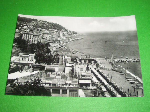 Cartolina Varazze - Kursaal Margherita e spiaggia 1950.