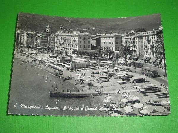 Cartolina S. Margherita Ligure - Spiaggia e Grand Hotel