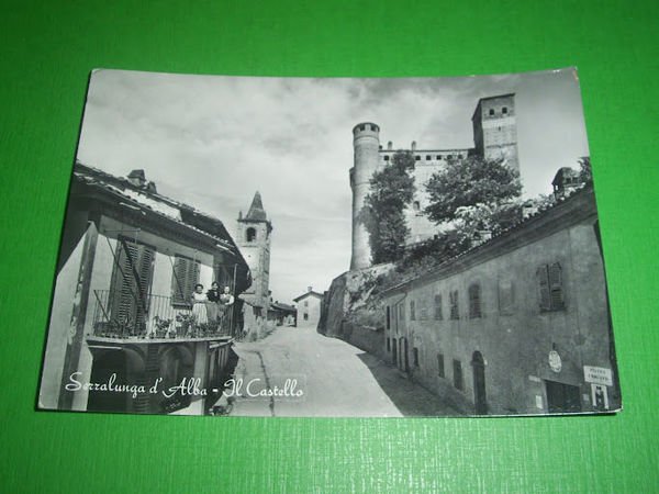 Cartolina Serralunga d' Alba ( Cuneo ) - Il Castello …