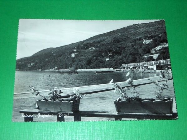 Cartolina Trieste - Grignano - Bagni 1951.