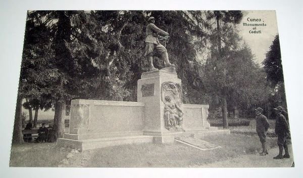 Cartolina Cuneo - Monumento ai Caduti 1920 ca