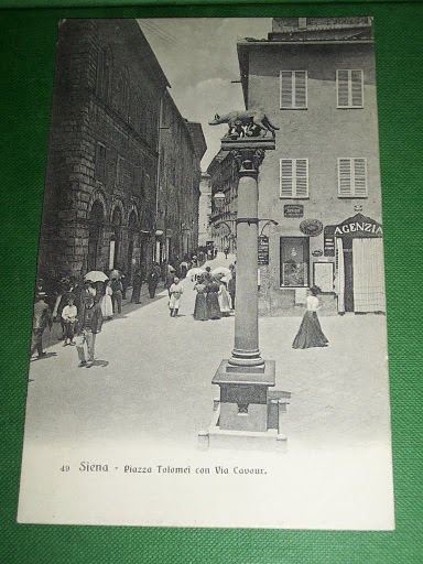 Cartolina Siena - Piazza Tolomei con Via Cavour 1910 ca.