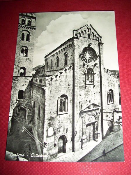 Cartolina Barletta - La Cattedrale 1959.