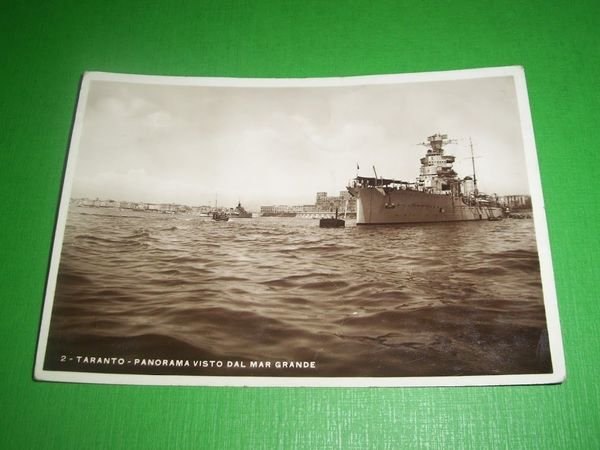 Cartolina Taranto - Panorama visto dal Mar Grande 1934.