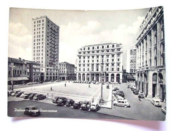 Cartolina Padova - Piazza Insurrezione 1960 ca