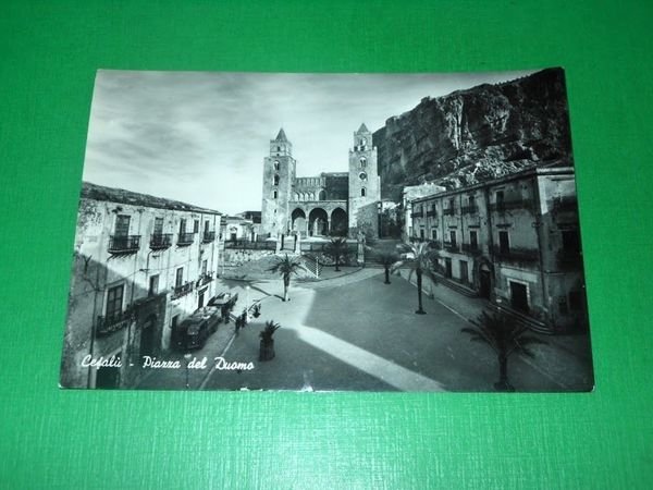 Cartolina Cefalù - Piazza del Duomo 1957