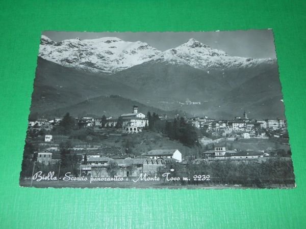 Cartolina Biella - Scorcio panoramico e Monte Tovo 1950 ca