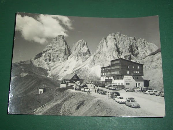 Cartolina Passo Sella - Albergo Maria Flora 1964