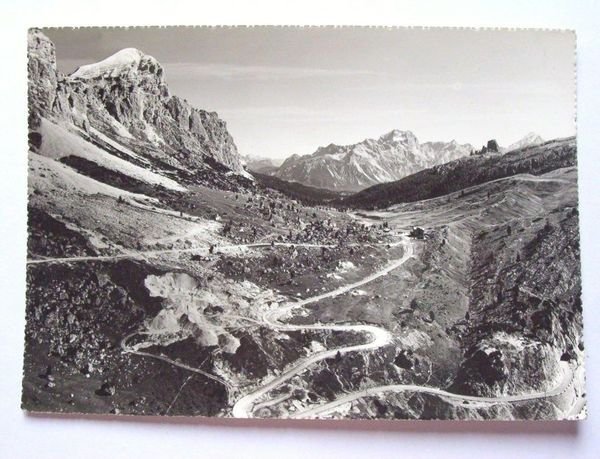 Cartolina Passo Falzarego - Veduta generale 1962