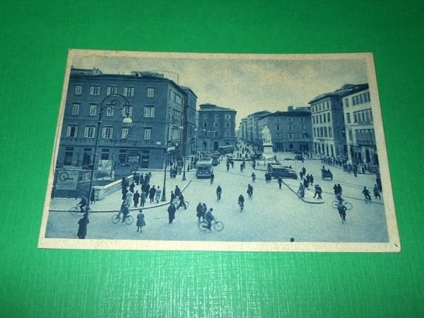 Cartolina Livorno - Piazza Cavour 1929