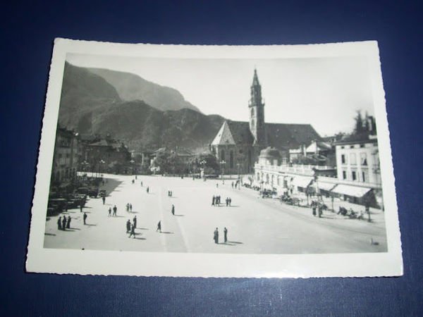 Cartolina Bolzano - Piazza Walter 1952