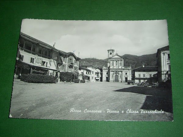 Cartolina Rocca Canavese - Piazza e Chiesa Parrocchiale 1956