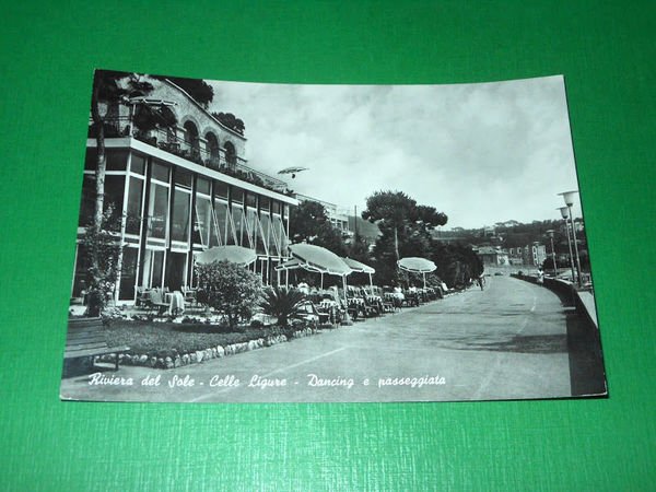 Cartolina Celle Ligure - Dancing e passeggiata 1955 ca