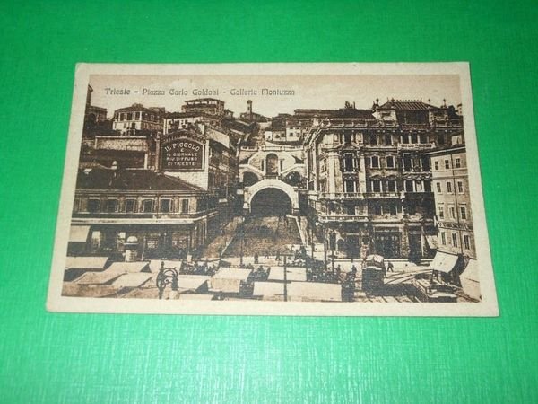 Cartolina Trieste - Piazza Carlo Goldoni - Galleria Montuzza 1920