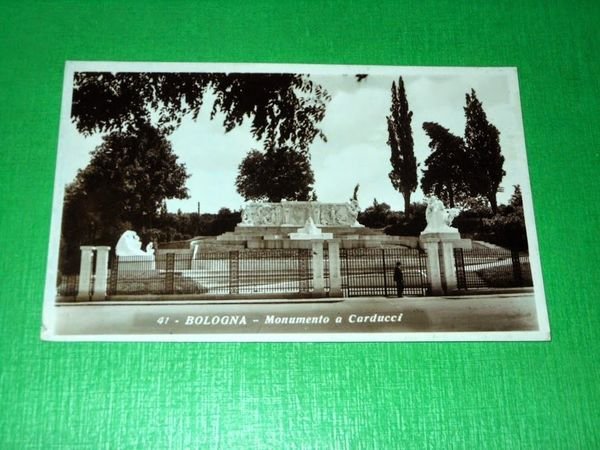 Cartolina Bologna - Monumento a Carducci 1937