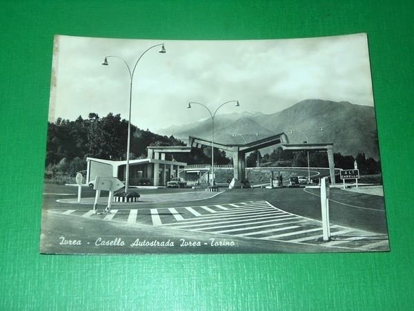 Cartolina Ivrea - Casello Autostrada Ivrea - Torino 1955 ca