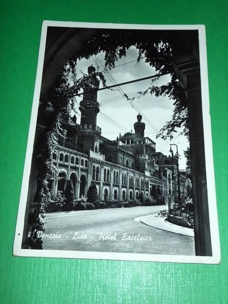 Cartolina Venezia - Lido - Hotel Excelsior 1952