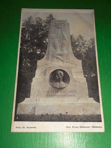 Cartolina Brescia - Monumento a Cesare Battisti 1910 ca