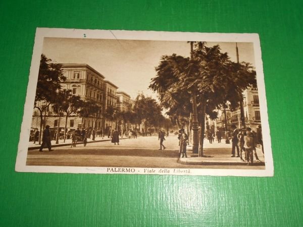 Cartolina Palermo - Viale della Libertà 1935