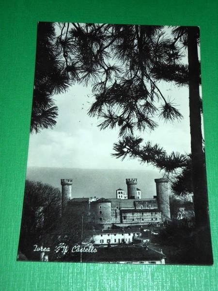 Cartolina Ivrea - Il Castello 1957