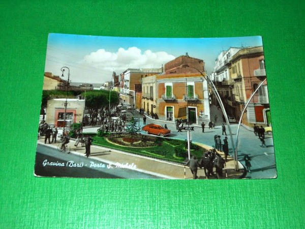 Cartolina Gravina ( Bari ) - Porta San Michele 1964