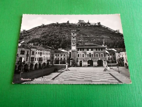 Cartolina Marostica - Piazza e Castello Superiore 1960 ca