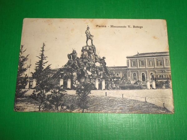 Cartolina Parma - Monumento a V. Bottego 1916