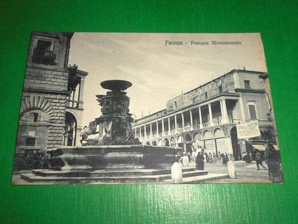 Cartolina Faenza - Fontana Monumentale 1917 ca