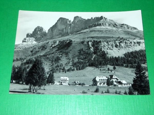 Cartolina Passo Carezza - Panorama verso il Catinaccio 1955 ca