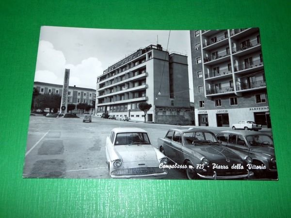 Cartolina Campobasso - Piazza della Vittoria 1964