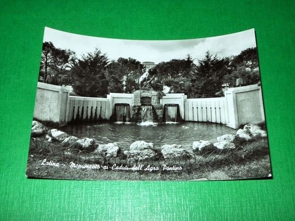 Cartolina Latina - Monumento ai Caduti dell' Agro Pontino 1960 …
