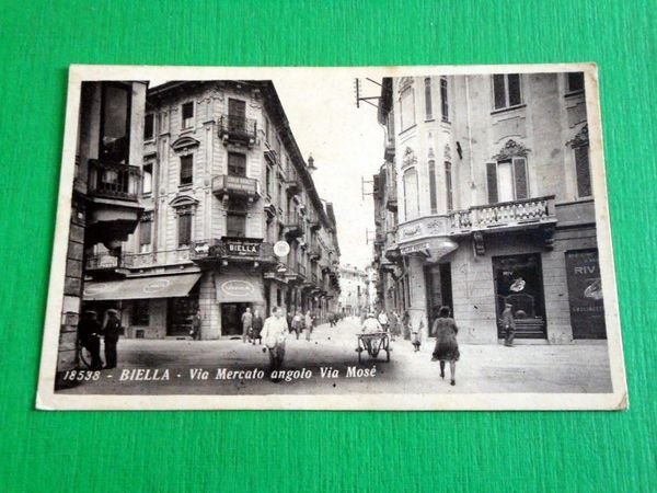 Cartolina Biella - Via Mercato angolo Via Mosé 1935 | Immagine principale