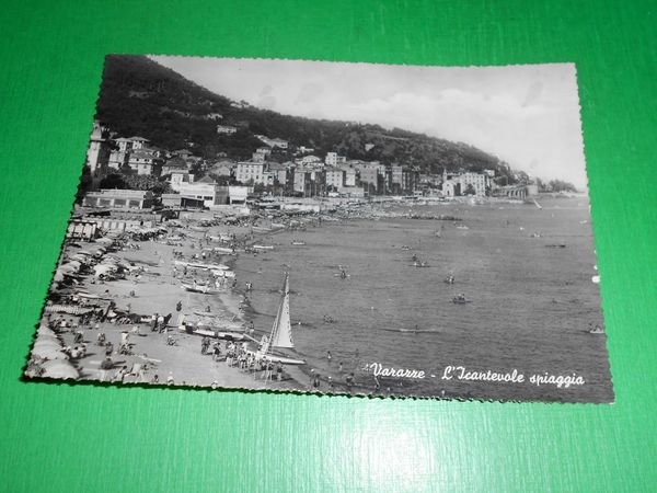 Cartolina Varazze - La spiaggia 1954