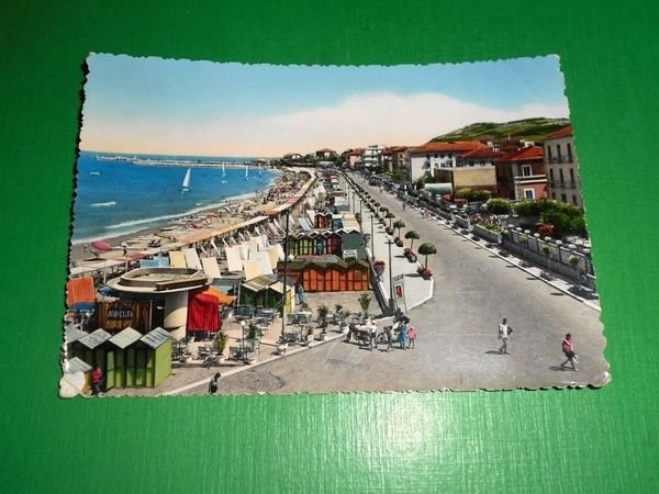 Cartolina Cattolica - Spiaggia e Lungomare 1956