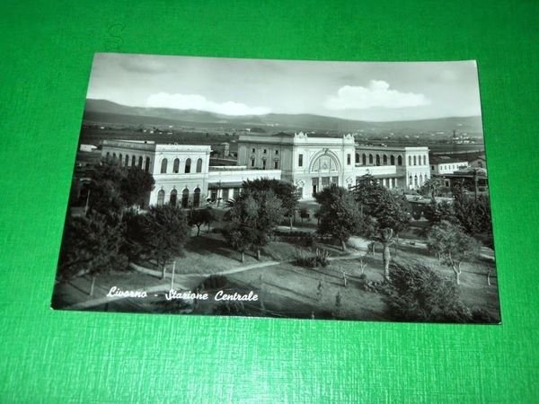 Cartolina Livorno - Stazione Centrale - 1956